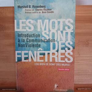 Les mots sont des fenêtres (ou bien ce sont des murs)