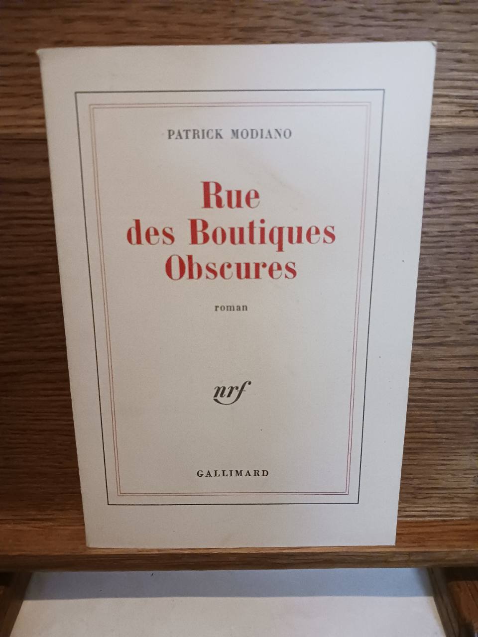 Rue des boutiques obscures