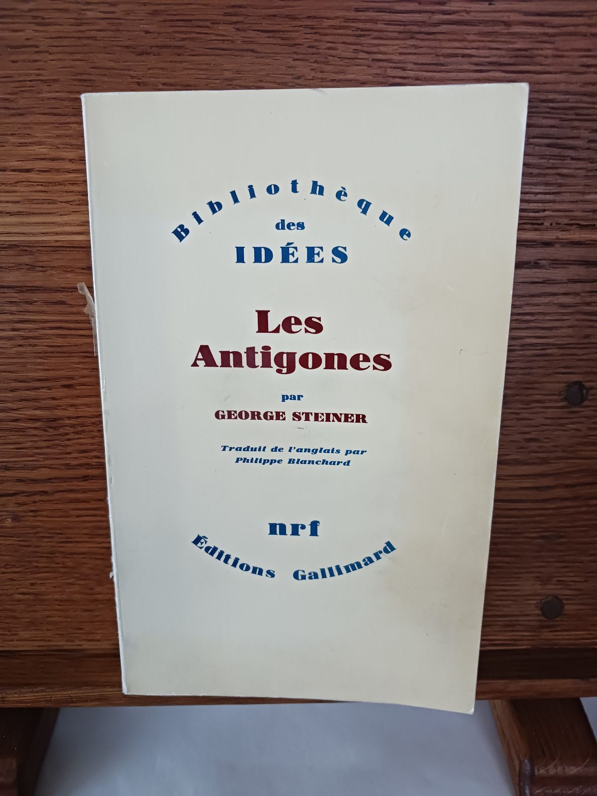 Les Antigones