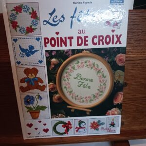 Les fêtes au point de croix