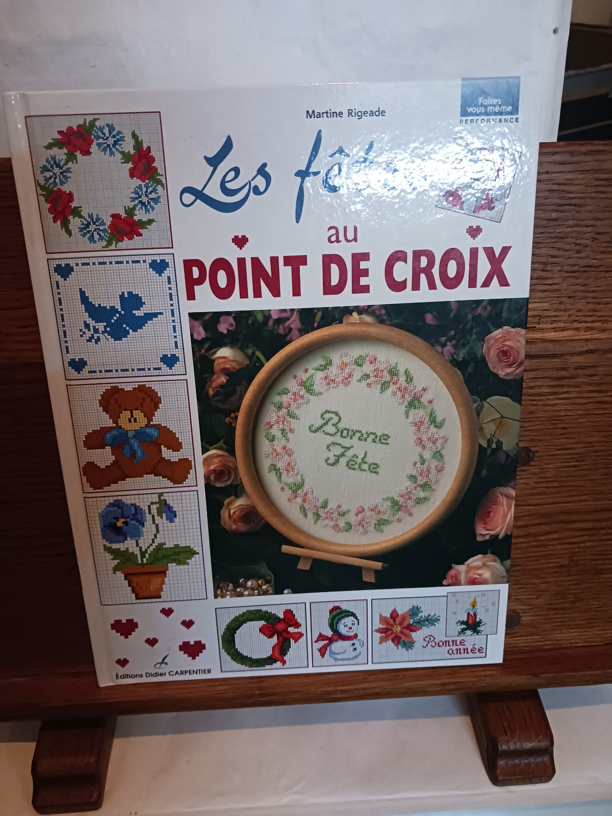 Les fêtes au point de croix