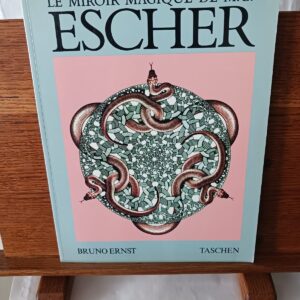Le Miroir magique de M.C. Esther