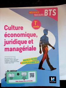 Livre apprécié: Nouveaux parcours - culture économique juridique et managériale (cejm) Bts 1re année