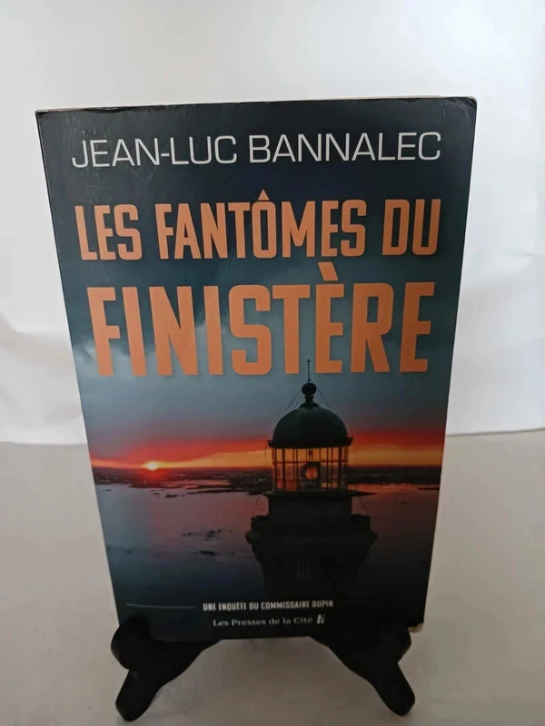 Les Fantômes du Finistère - Une enquête du commissaire Dupin