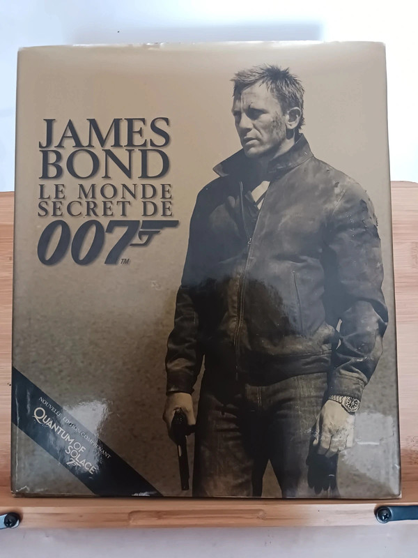 James Bond - Le monde secret de 007 - 9782357260139 Alastair