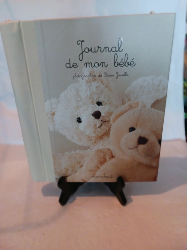 Le journal de mon bébé Cécile Beaucourt