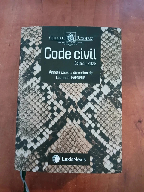 Code civil 2025Professeur Laurent Leveneur 9782711041039