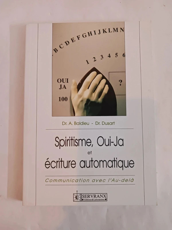 Spiritisme, oui-ja et écriture automatique - Communication a