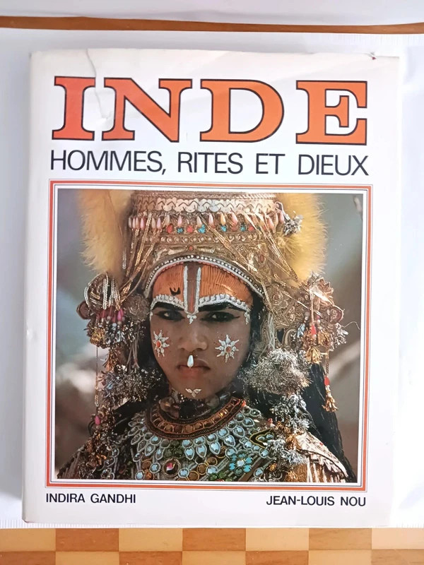 Inde hommes rites et dieuxIndira Gandhi 9782880010645