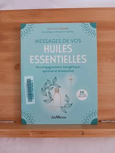 Messages de vos huiles essentielles - 9782889535774 Solange 
