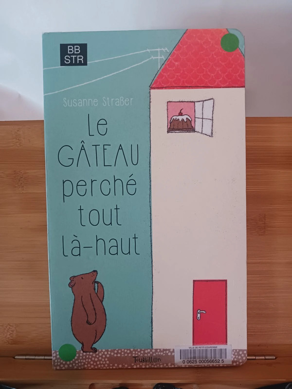 Le gâteau perché tout là-haut